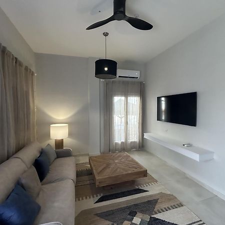 The Noverian Bios Santorini Boutique Hotel Fira  Room photo