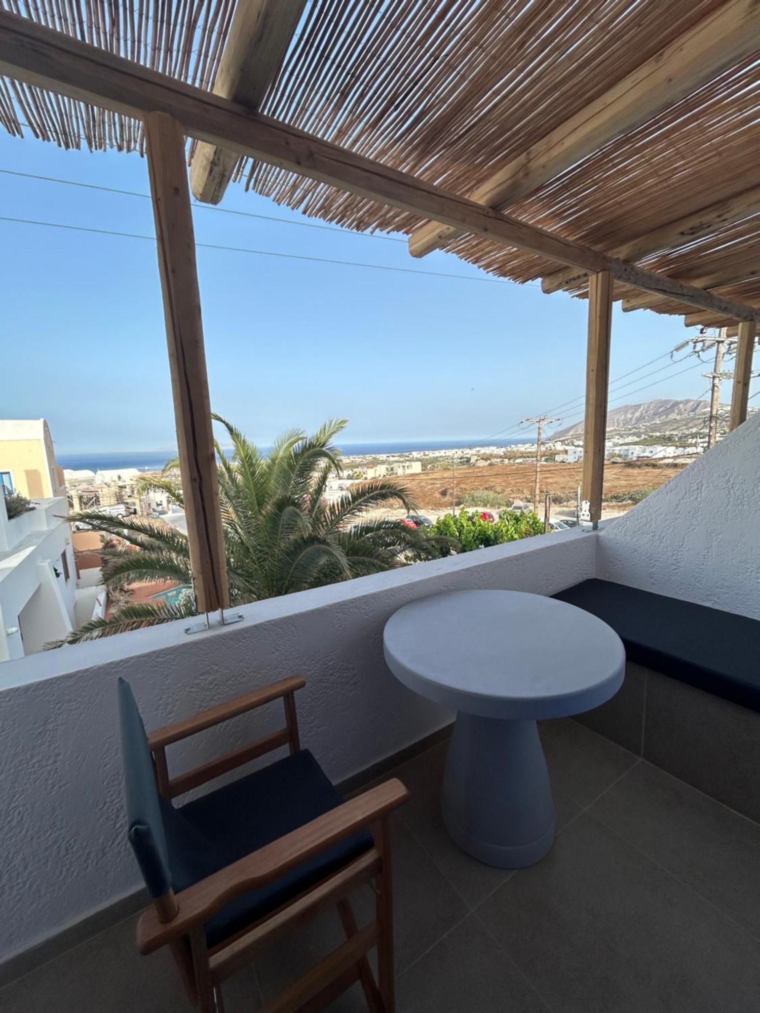 The Noverian Bios Santorini Boutique Hotel Fira  Room photo